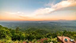 Panorama by AvantStay Unparalleled Views, Deck w/ HotTub, Game Room Pool Table