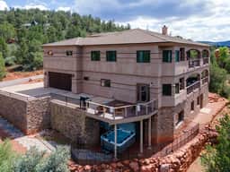 Pyramid by AvantStay | Luxe Sedona Mansion w/ Views, 7mins to Downtown