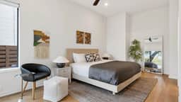 Oak Haus by AvantStay | Perfect for Groups | Modern Design + Outdoor Patio | Near SoCo + Lady Bird + Zilker