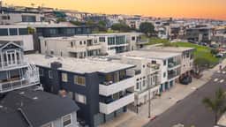 The Octopus Inn by AvantStay | Steps to Sand + 2 Kings | Pier + Walk Streets