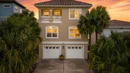 Spyglass by AvantStay | 5BR + 3 Balconies + Community Pool | Walk to Beach + Minutes to HarborWalk Village & Henderson Beach State Park