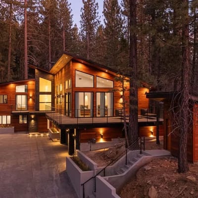 Evergreen Retreat by AvantStay | Outdoor Dining + Lounge | Forest Views | Mins to Skiing & The Village