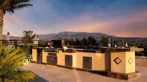 Sangiovese By AvantStay | Spectacular Estate w/ Pool, Hot Tub & Putting Green