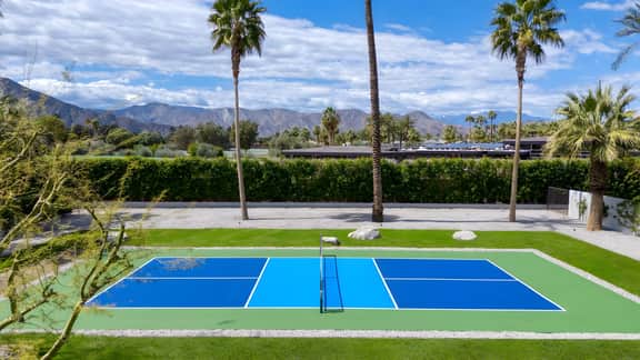 Polo Villa 4 by AvantStay | Features Outdoor Kitchen, Pool, & Spa | 5 Bedrooms.