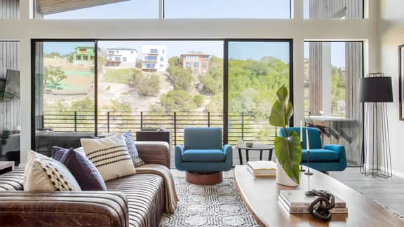 Luxurious stay w/ Lake View, Pool, Hot Tub, Fire Pit, Ping Pong | Barton by AvantStay