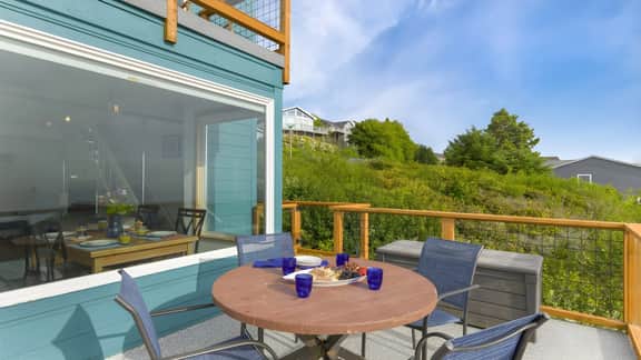 Blue Horizon by AvantStay | Panoramic Views of the Ocean w/ Entertainers Patio