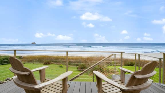 Sanctuary by the Sea by AvantStay | Waterfront + Views