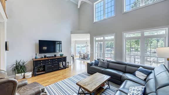 Bright Water Cove Priv Dock+Boat Ramp, Waterfront Saltwater Pool |  AvantStay
