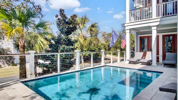 Steps to the Beach! Pool, Gym, Game Room, Movie Theater | 3301 Palm by AvantStay