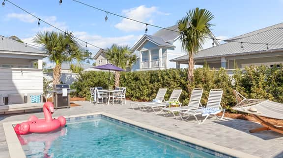 Sleeps 18! 7BDR, Backyard Pool, Walk to Beach | Miramar Beach Jewel by AvantStay