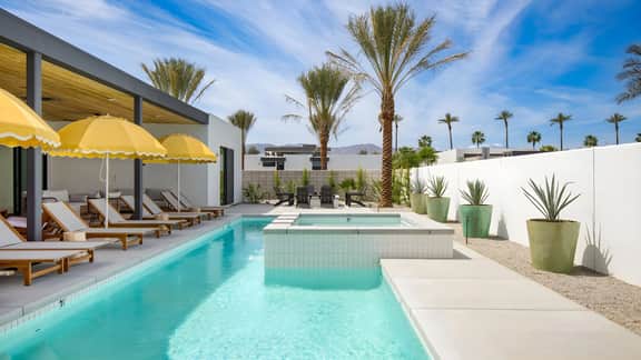 Polo Villas Bella | 2 Homes | Putting Green, Bocce Ball |  Sleeps 32