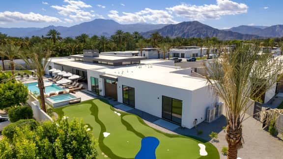 Polo Villas Bella | 2 Homes | Putting Green, Bocce Ball |  Sleeps 32