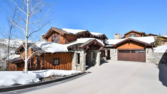 Ski-in Ski-out Deer Valley | Hot Tub, Fire Pit, Views | Silver Sun by AvantStay
