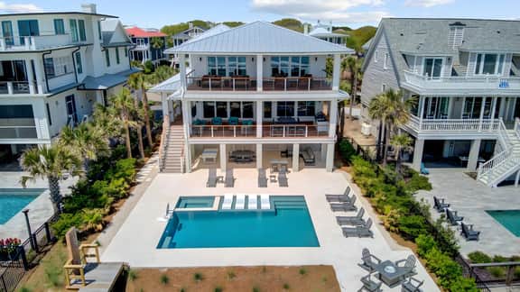 712 Ocean Blvd by AvantStay | New Construction w/ Pool, Game Zone, Private Beach Access, and Oceanfront Views