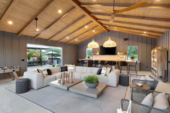 8BDR Villa | Tennis/Pickleball, Golf Green, Pool House, Gym, Bar | Mesquite38
