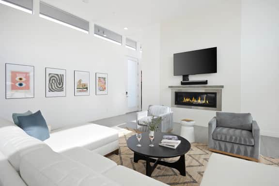 Polo Villa 8 by AvantStay | Chef's Kitchen + Pool & Spa | 6 Bedrooms