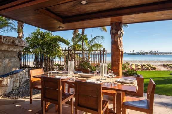 Endless Summer by AvantStay | Serene Beachfront Escape w/ Sunset Views!