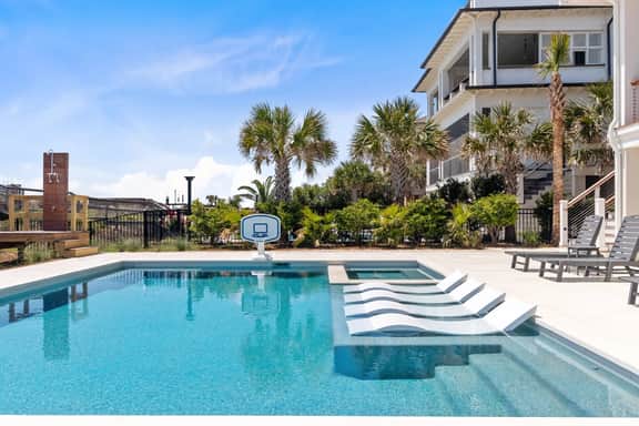712 Ocean Blvd by AvantStay | New Construction w/ Pool, Game Zone, Private Beach Access, and Oceanfront Views
