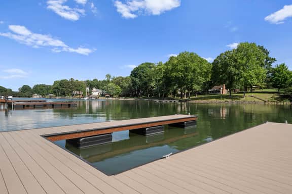 Black Bear & Blue Heron by AvantStay | 2 Lakefront Homes, Sleeps 43 | Pool, Dock, Theater