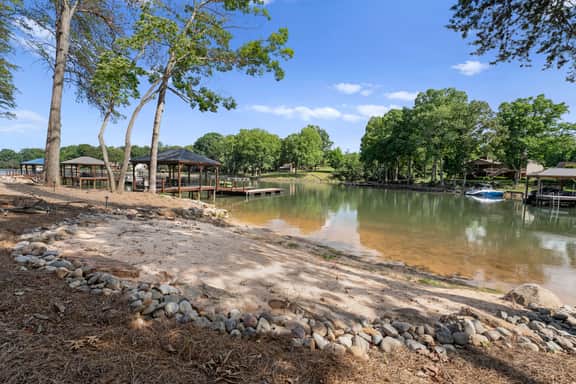 Black Bear & Blue Heron by AvantStay | 2 Lakefront Homes, Sleeps 43 | Pool, Dock, Theater