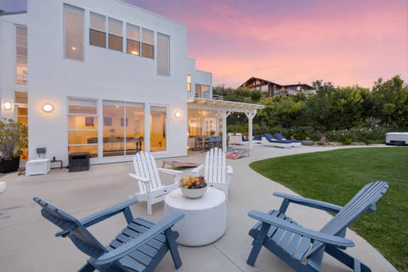 Stardust by AvantStay | Views, Hot Tub, Pool Table