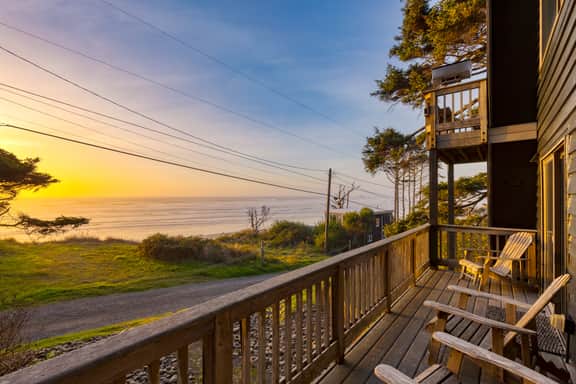 Stunning Ocean Views, Steps to Beach • Tranquil Retreat | Cove Keep by AvantStay