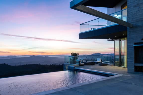 Belleza by AvantStay | Hilltop Mansion w/ Pool, Panoramic Views & Ultra Modern Interior