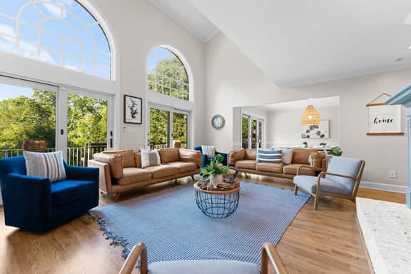 Shoreway Cove by AvantStay | Waterfront, Pool, Dock