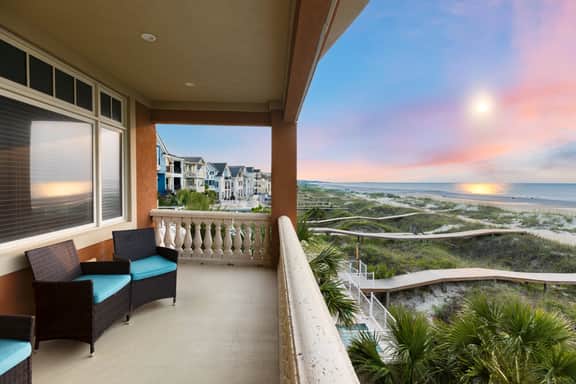 11 Singleton Beach by AvantStay | Oceanfront Retreat w/ Private Pool + Boardwalk | Near Hilton Head Hotspots