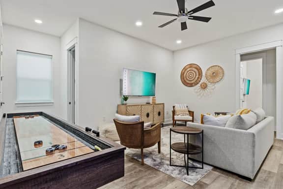 Wanderlust by AvantStay | Walk to Beach + Pool | New Construction