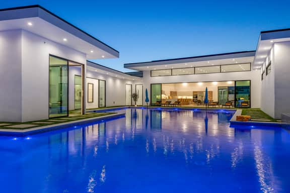 Sleeps 17 | Villa w/ Pool, Hot Tub, & Pickleball Court | Bravo Villa #8 by AvantStay