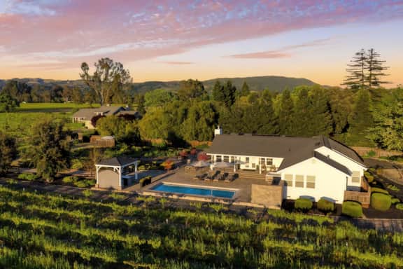 Chic Sonoma Oasis w/ Pool, Bocce, Hot Tub + Minutes to Downtown