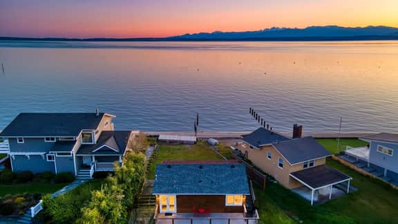 Cozy Whidbey Island Stay | Steps to the beach | Fireplace, BBQ, Near Trails