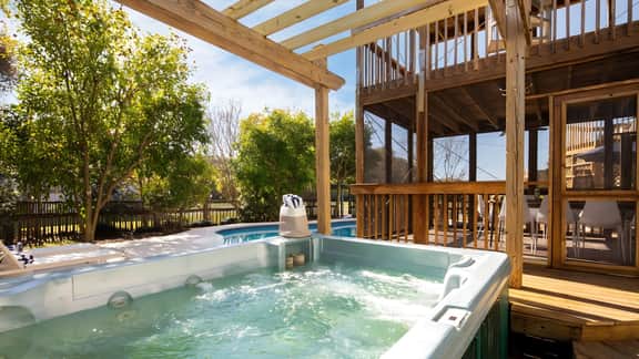 Raven by AvantStay | Entertainers Dream w/ Pool, Hot Tub, Game Room! 9 BRs!