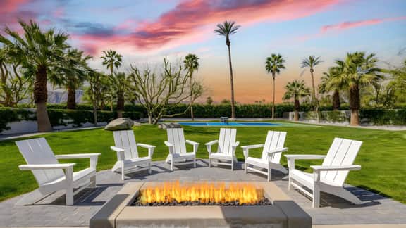 Sleeps 40 | 3 Luxe Villas next to Empire Polo Club | Putting Green & Pickleball
