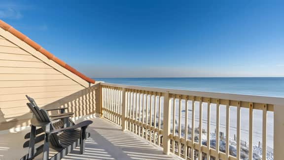 Destiny on the Sand by AvantStay | Direct Beach Access! Bbq on Large Ocean Facing Patio