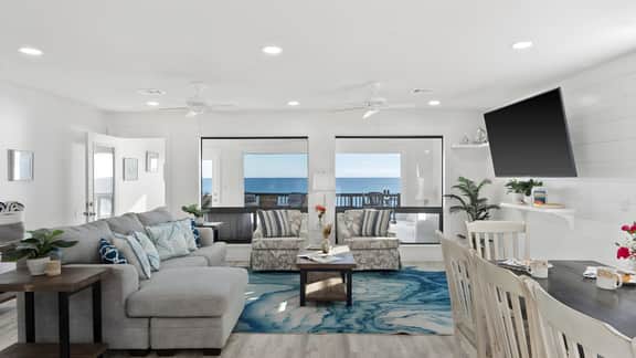 Destiny on the Sand by AvantStay | Direct Beach Access! Bbq on Large Ocean Facing Patio