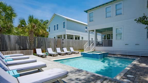Clear Sky by AvantStay | Sleeps 20 | 5 Min Walk to the Beach