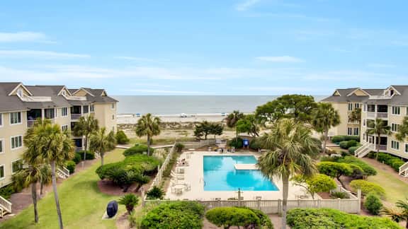 303 D Port O Call by AvantStay | Oceanfront Penthouse