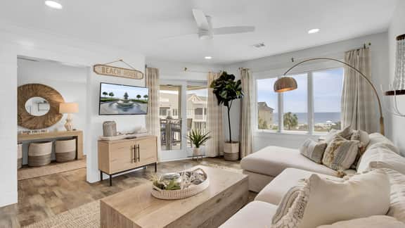 303 D Port O Call by AvantStay | Oceanfront Penthouse