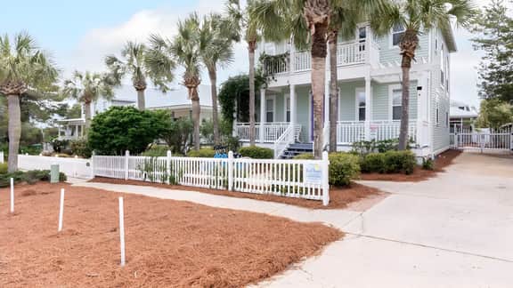 Kool Beanz by AvantStay | Private Pool, Near Beach