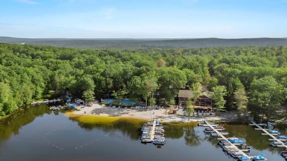 The Boulder Inn by AvantStay | Indoor Hot Tub, Game Room, Outdoor Fire Pit