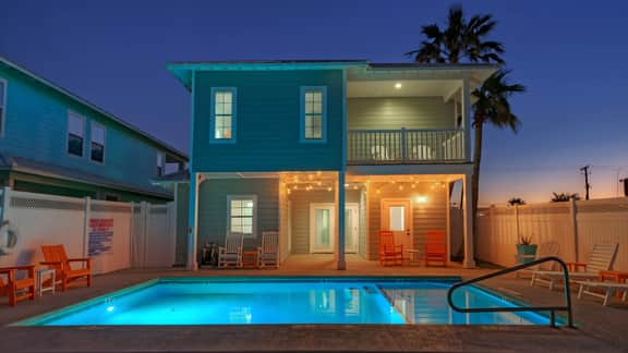 Barking Shark by AvantStay | Coastal Home • Private Pool, Beach Access, Game Room