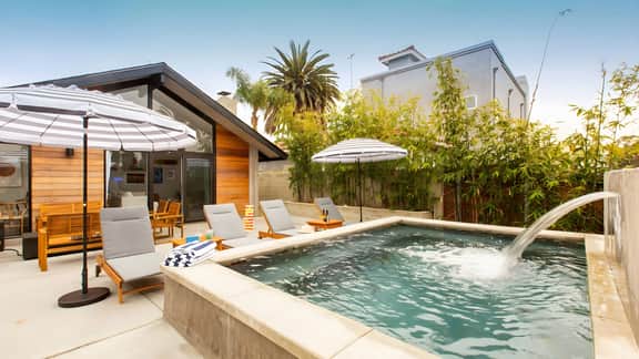 3 Blocks to Beach, Private Pool, Rooftop Patio | Hamilton I & II by AvantStay