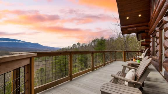 Sleeps 21 • Luxury Cabin w/ Panoramic View, Hot Tub, Game Room | Pinnacle Chalet