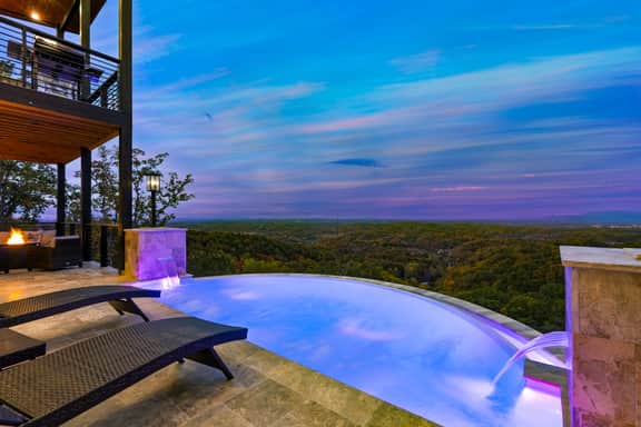 Whiskey Ridge by AvantStay Infinity Pool, Hot Tub, Game Room, Panoramic Views
