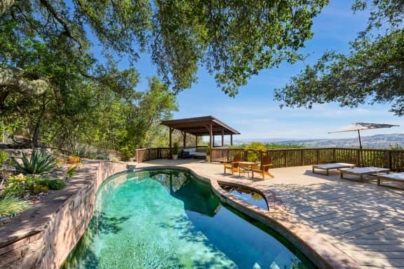 Sonoma Skyhouse by AvantStay | Pool, Sauna, Hot Tub & Stunning Valley Views