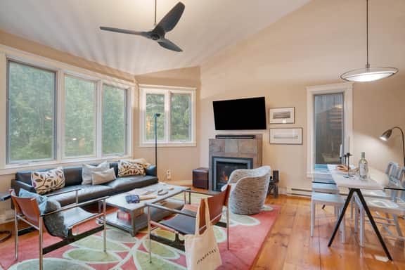 Manitou River House 113 by AvantStay | A+ Location