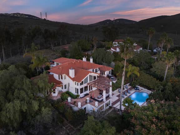 Private Pool, Hot Tub & Fire Pit Near Wineries | The Ranch by AvantStay