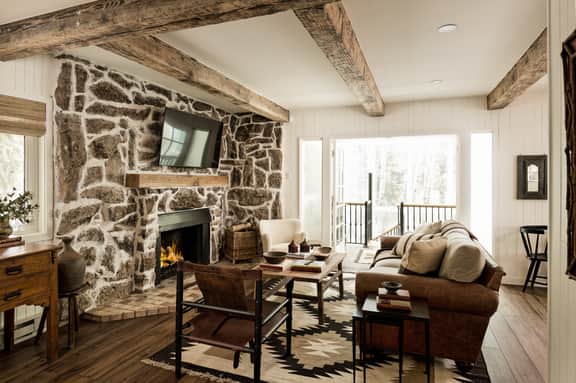 River House | Hot Tub + 15min to Downtown & Skiing